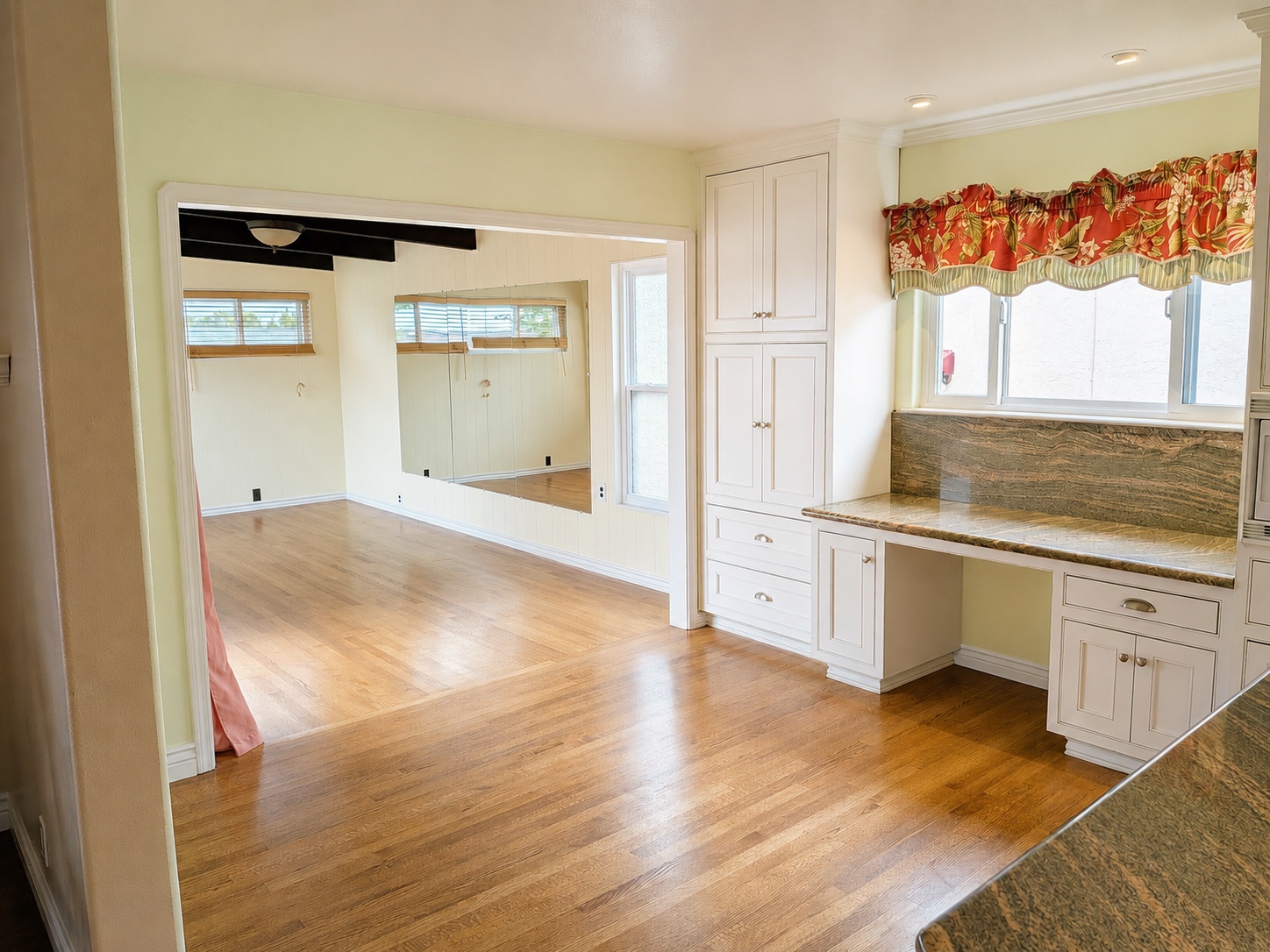 Built-in desk nook